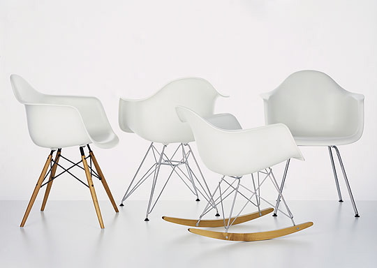 vitra eames plastic armchair