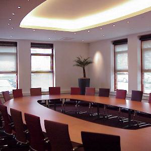 ahrend business