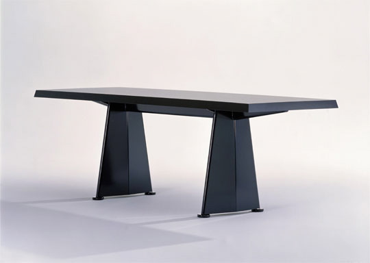 vitra trapeze